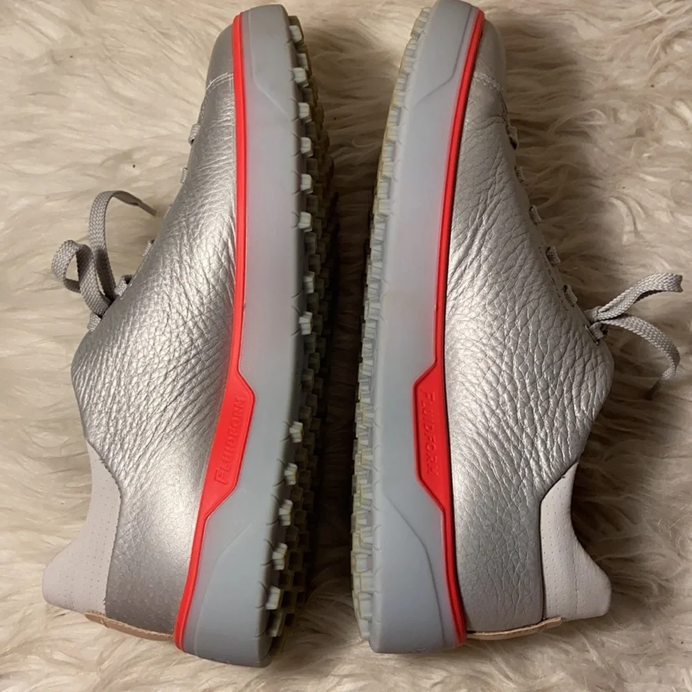 Like new Ecco hydromax silver  leather golf shoes